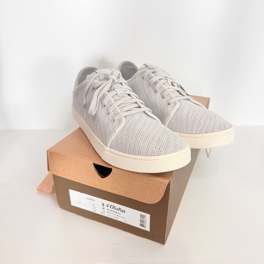 OluKai Pehuea Li Sneakers Womens 8 Mist Grey New Mesh Walking Casual Drop In